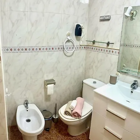 Cozy 350 Meters From The Beach. *