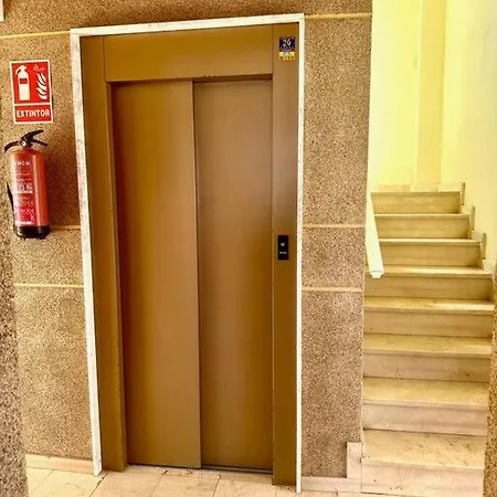 Appartement Cozy 350 Meters From The Beach. *