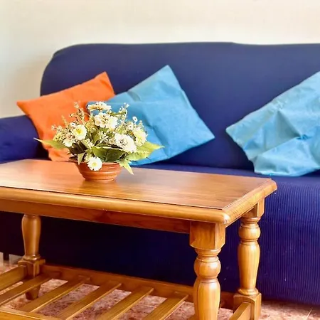 Cozy 350 Meters From The Beach. *