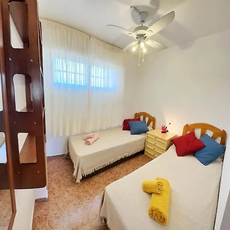 Apartman Cozy 350 Meters From The Beach.