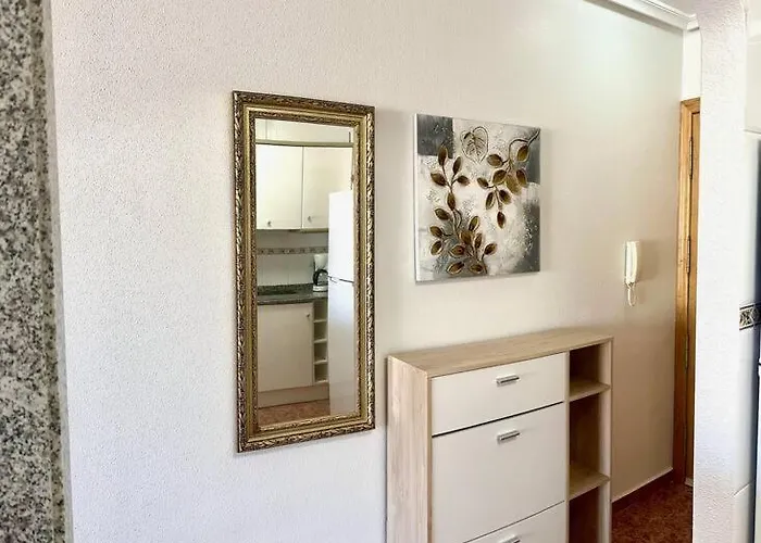 Cozy 350 Meters From The Beach. * Torrevieja