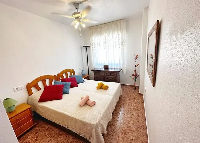 Cozy 350 Meters From The Beach.